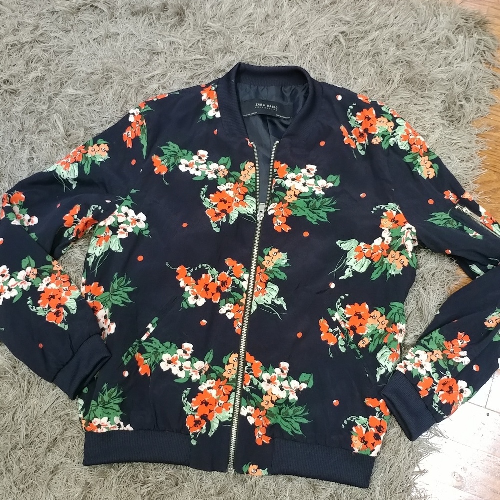 Zara bomber jacket - Picture 2 of 5